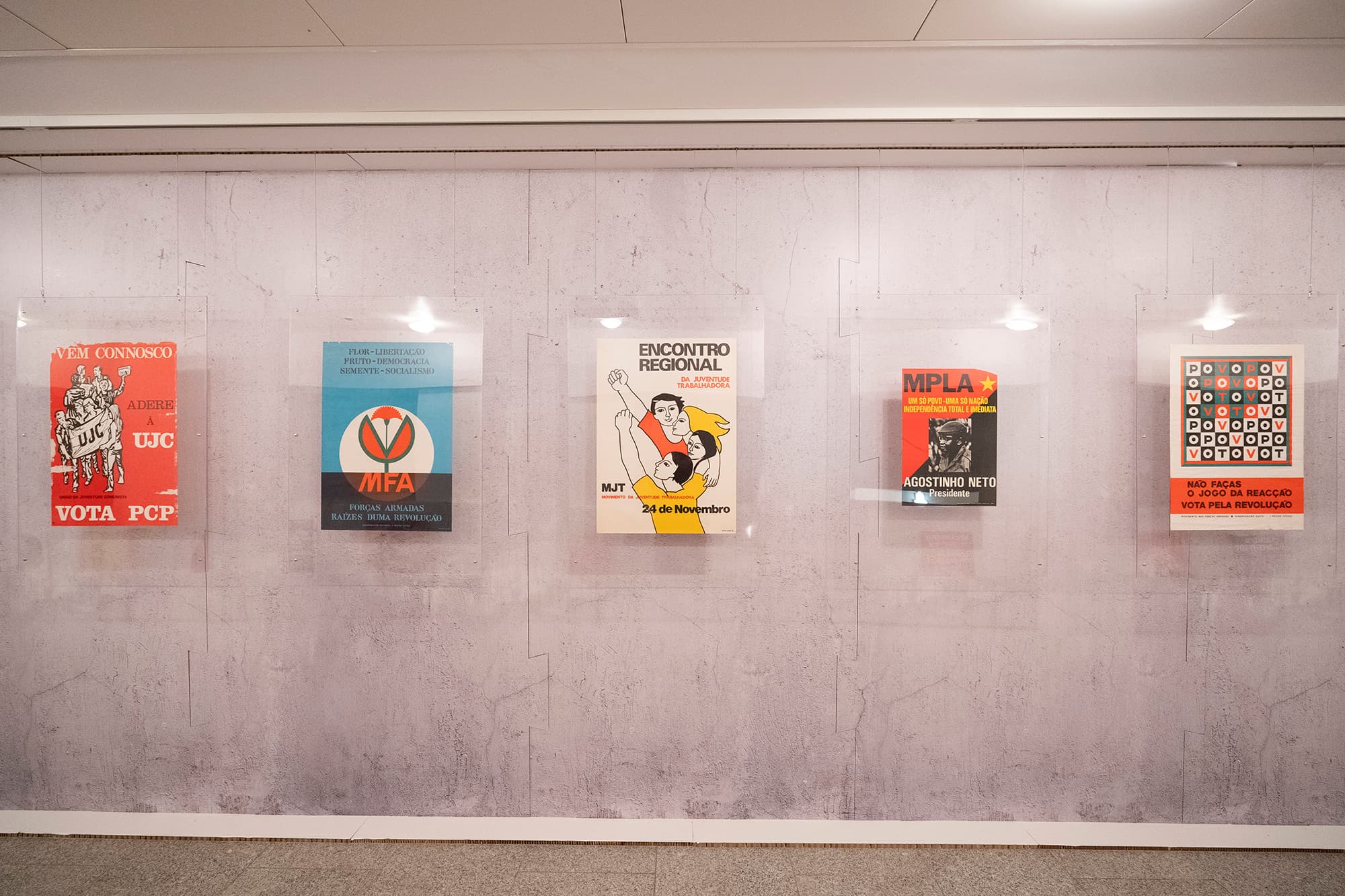 Vista parcial da exposição «Cartazes sem Censura» ©CC