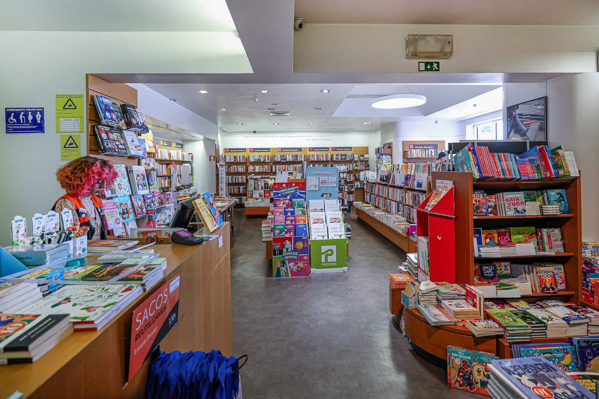Book Store Bertrand (c) José Carlos Carvalho