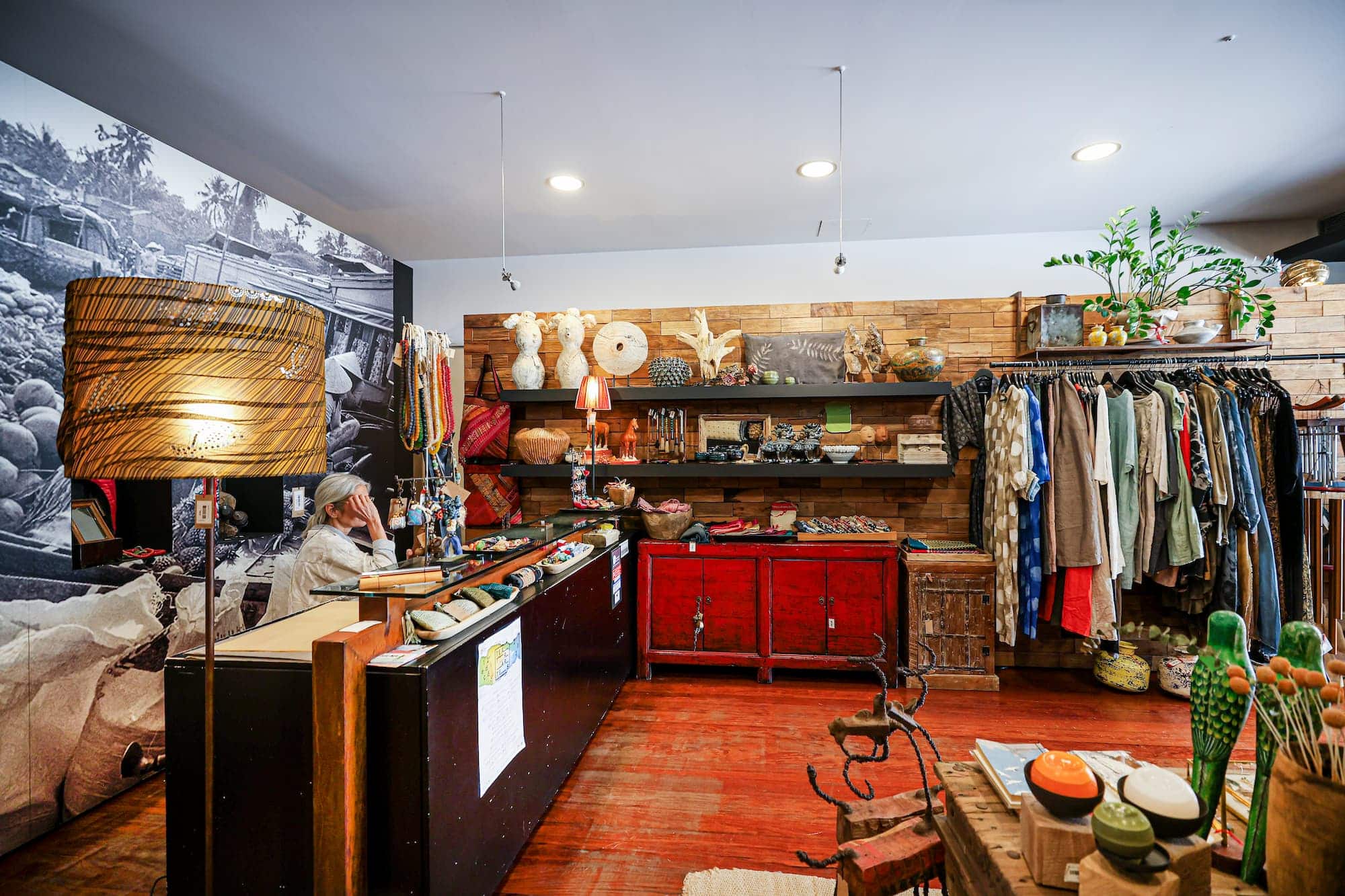 Mercadores de Memórias (c) José Carlos Carvalho