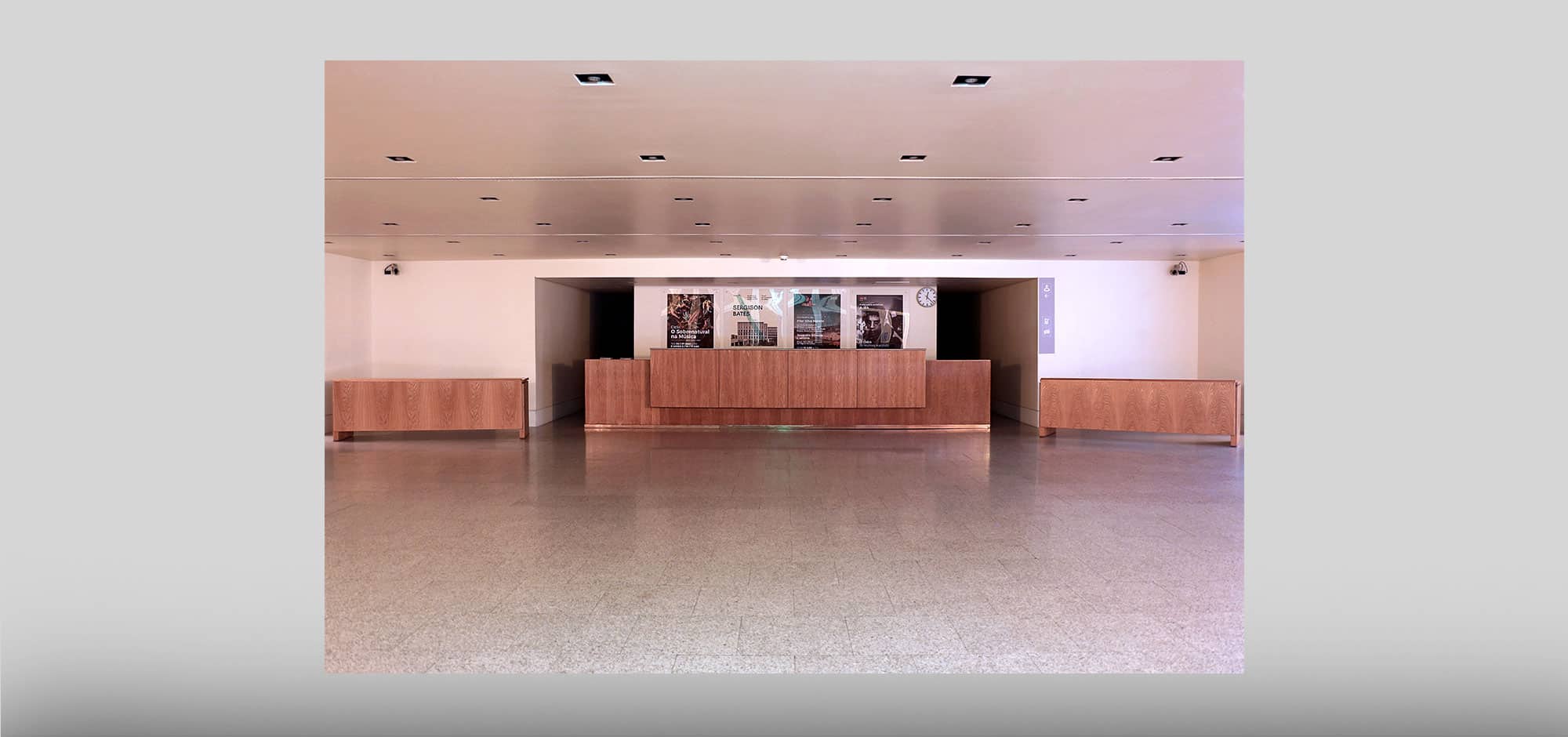 Balcão do Bengaleiro do Grande Auditório - Daciano da Costa (c) Flávio Pereira